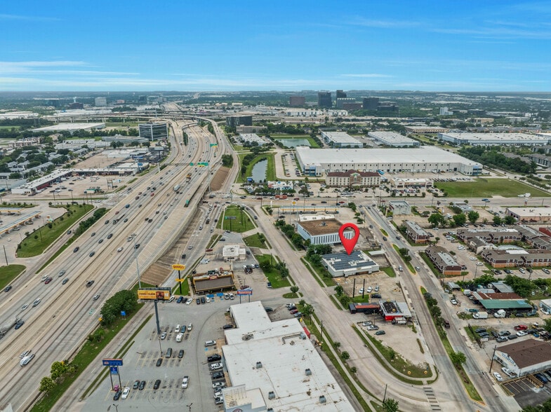 More Photos Of 12036 Airline Dr, Houston Medical For Sale