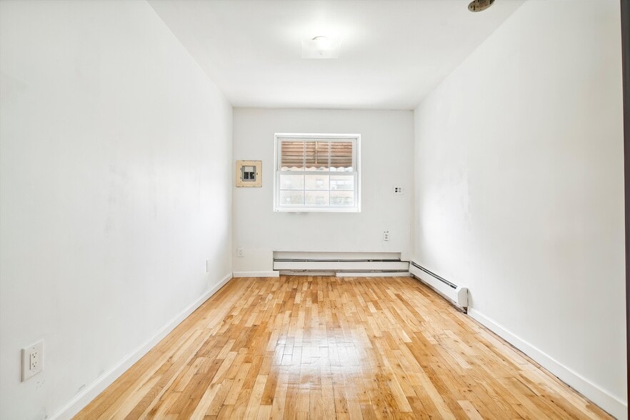 More Photos Of 458 Swinton Ave, Bronx Apartments For Sale