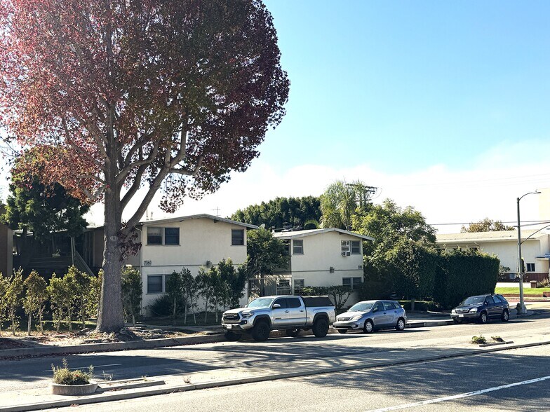 More Photos Of , Los Angeles Multifamily For Sale