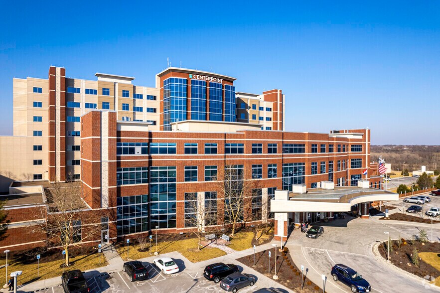 More Photos Of 19550 E 39th St, Independence Medical For Lease