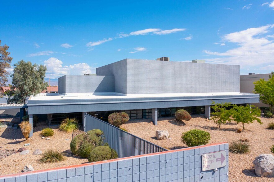 More Photos Of 2400 N Tenaya Way, Las Vegas Unknown For Lease