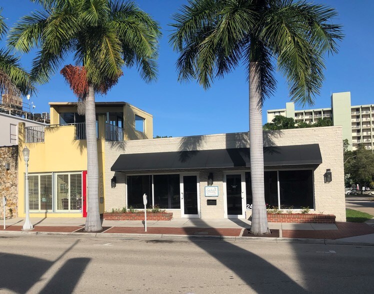 Primary Photo Of 2431 1st St, Fort Myers Office For Lease