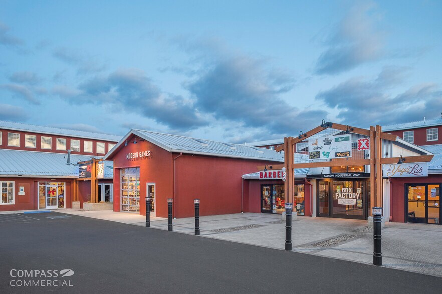 More Photos Of 500 SW Industrial Way, Bend Freestanding For Lease