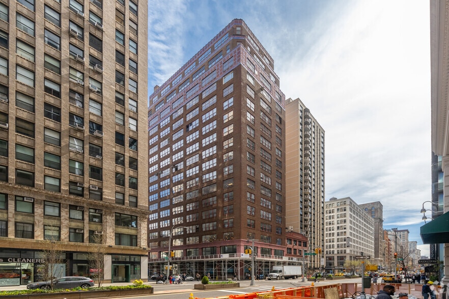 More Photos Of 419 Park Ave S, New York Office For Lease