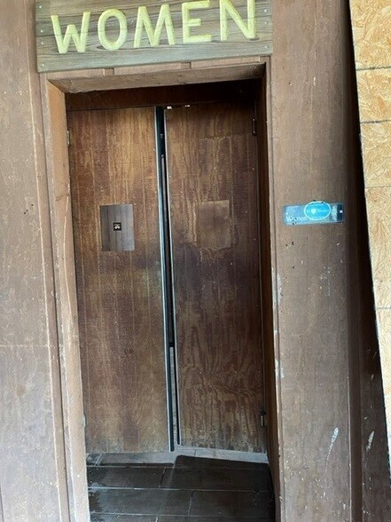 More Photos Of 414 Milroy Grose, Lansing Land For Sale