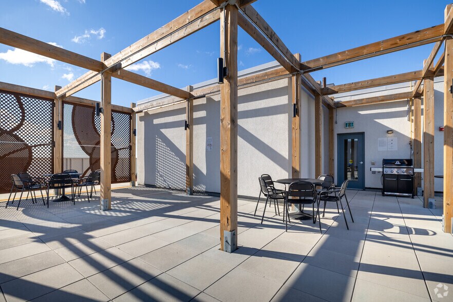 More Photos Of 652 Princess St, Kingston Apartments For Sale