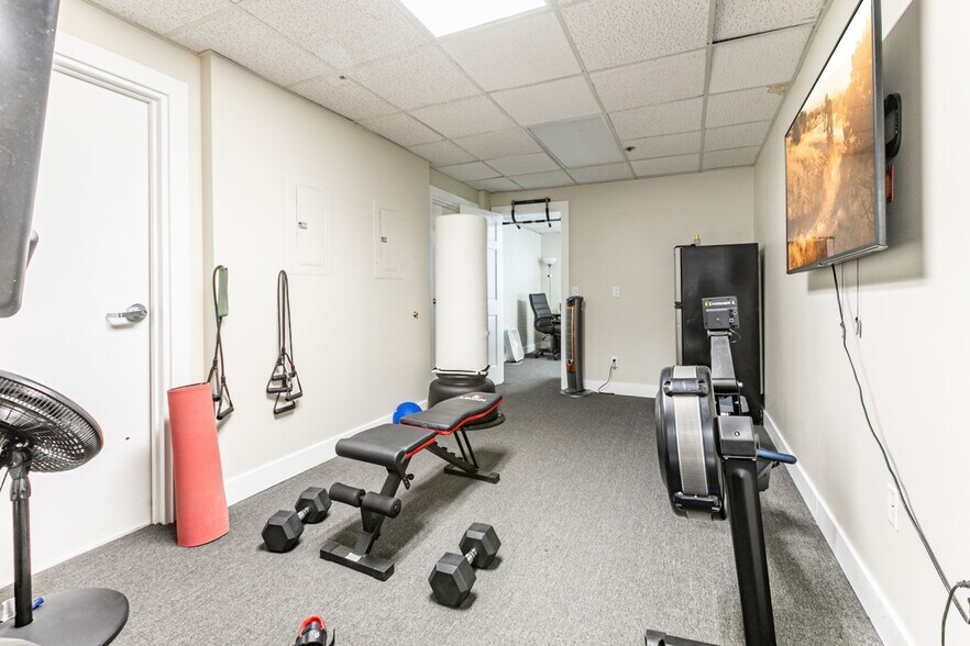 More Photos Of 314 Main St, Park City Storefront Retail Office For Lease