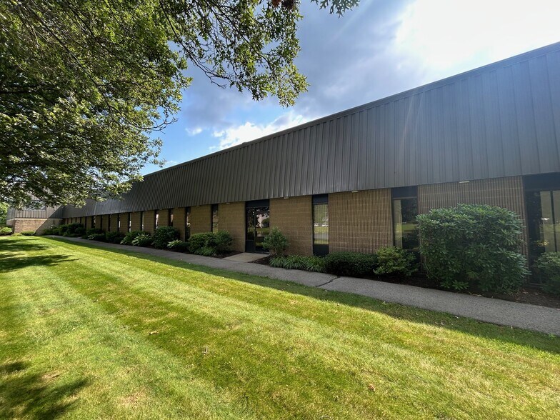 More Photos Of 76 Treble Cove Rd, Billerica Light Manufacturing For Lease