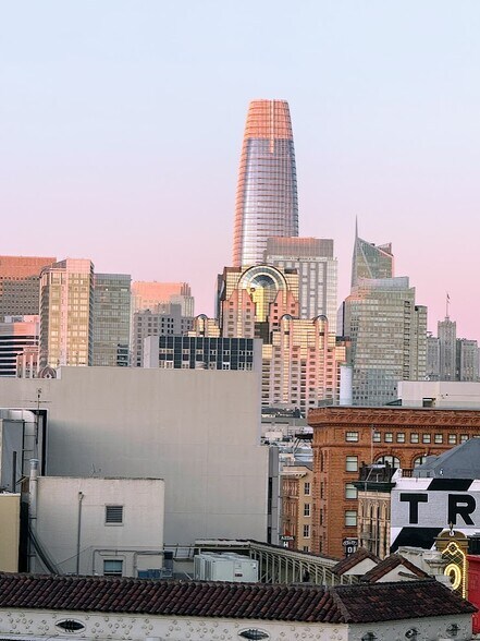 More Photos Of 1242 Market St, San Francisco Loft Creative Space For Lease