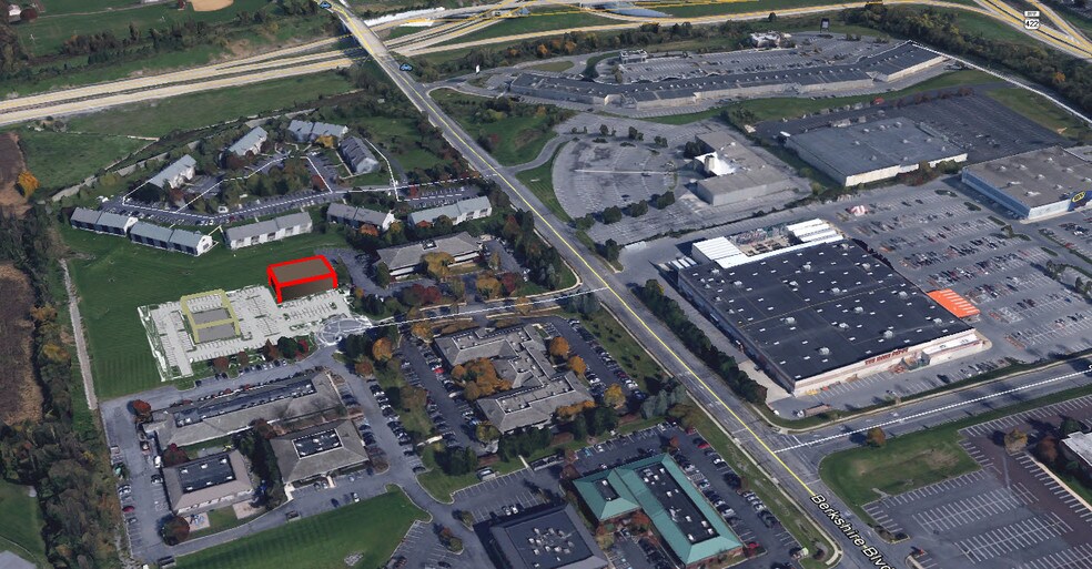 More Photos Of 835 Berkshire Blvd, Wyomissing Office For Lease