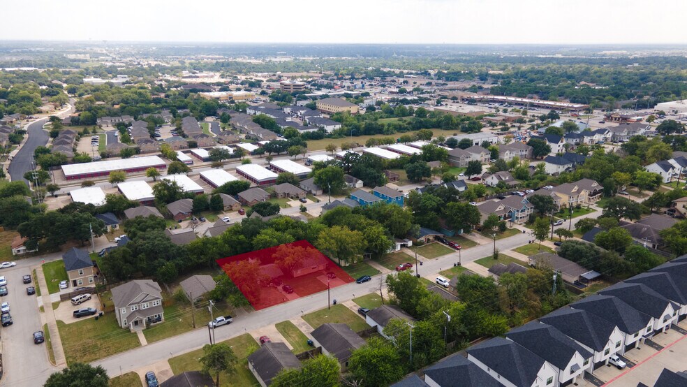 More Photos Of 202 Richards St, College Station Land For Sale