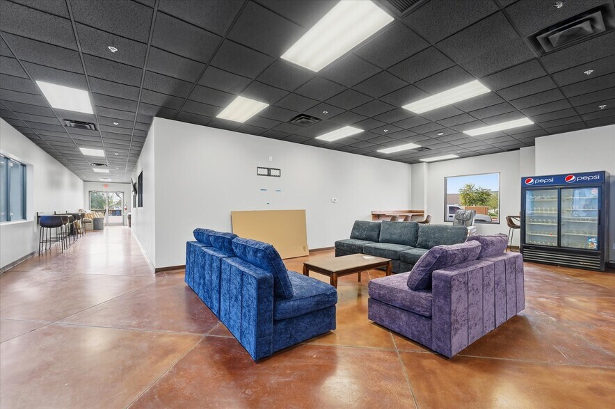 More Photos Of 615 W Ray Rd, Gilbert Carwash For Sale