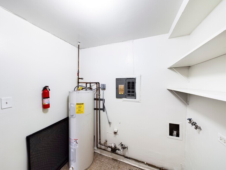 More Photos Of 1450 E 154th Pl, Dolton Apartments For Sale