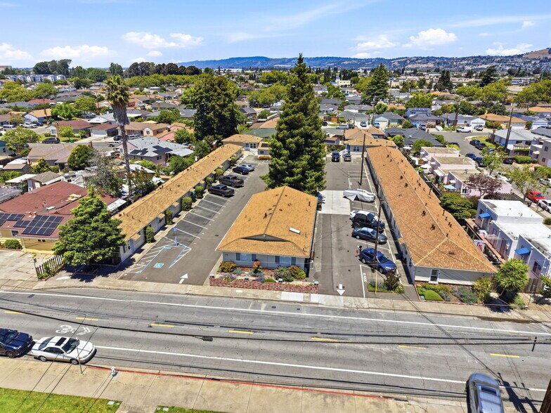 More Photos Of 755 Fargo Ave, San Leandro Apartments For Sale