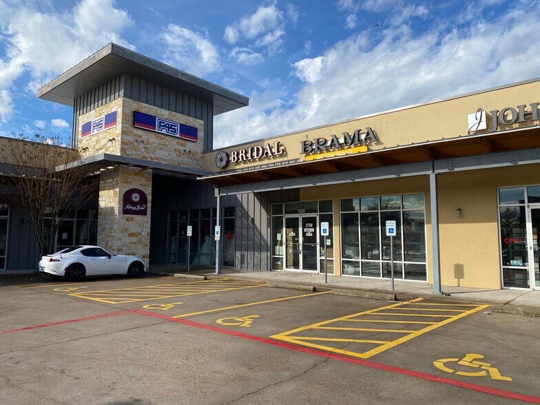 More Photos Of 3301 Steck Ave, Austin Unknown For Lease