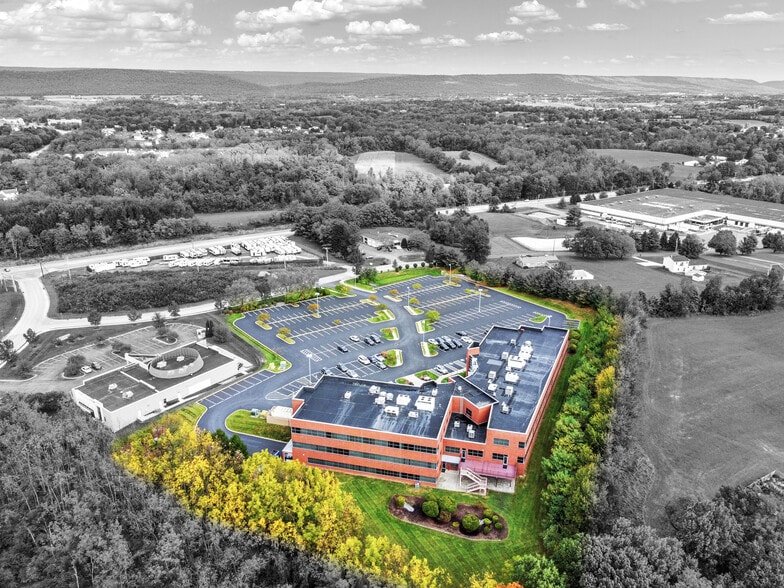 More Photos Of 8040 Carlson Rd, Harrisburg Office For Sale