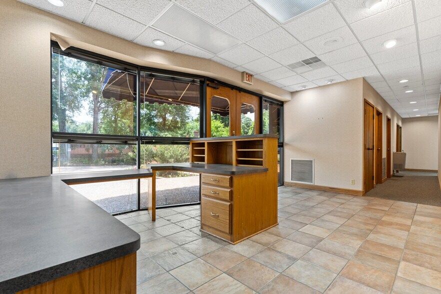 More Photos Of 915 Judson Rd, Longview Office Residential For Sale