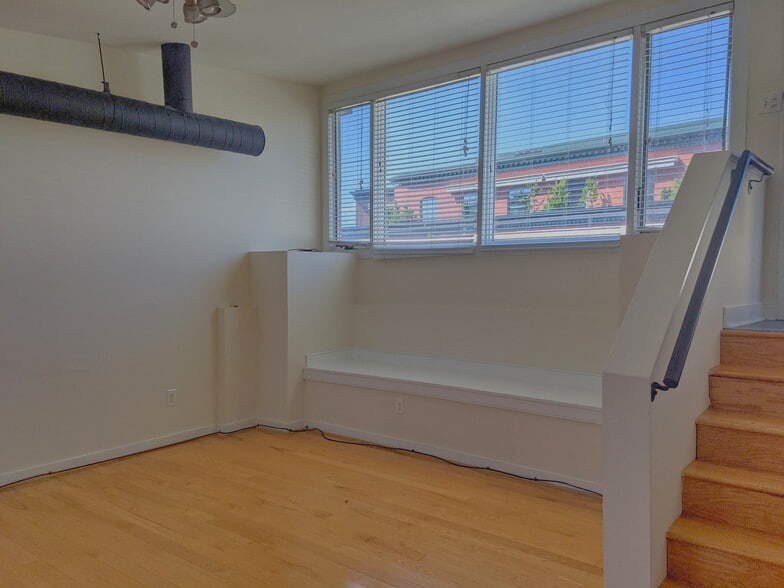 More Photos Of 1316-1318 E Cary St, Richmond Storefront Retail Residential For Lease