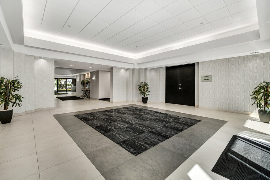 More Photos Of 6365 NW 6th Way, Fort Lauderdale Office For Lease
