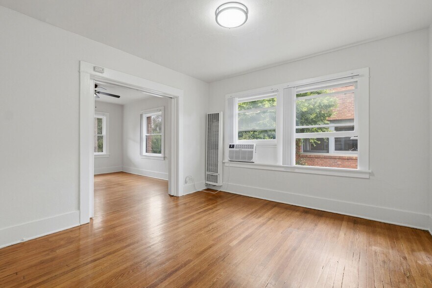 More Photos Of 239 E Villa St, Pasadena Apartments For Sale