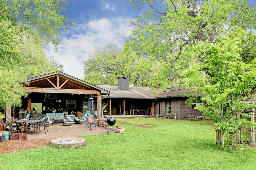 More Photos Of 200 E Burress St, Houston Land For Sale