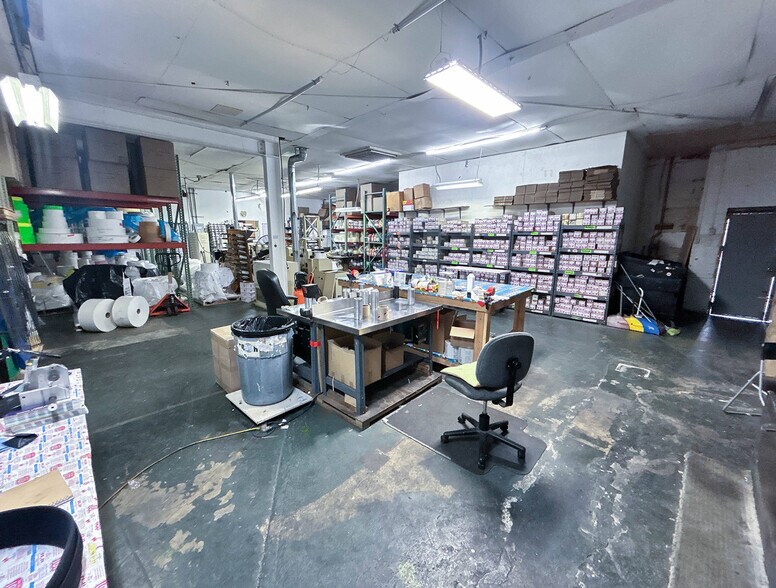More Photos Of 3651 Beverly Blvd, Los Angeles Storefront For Lease