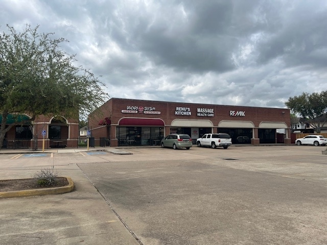 More Photos Of 4516 Highway 6, Sugar Land Land For Lease