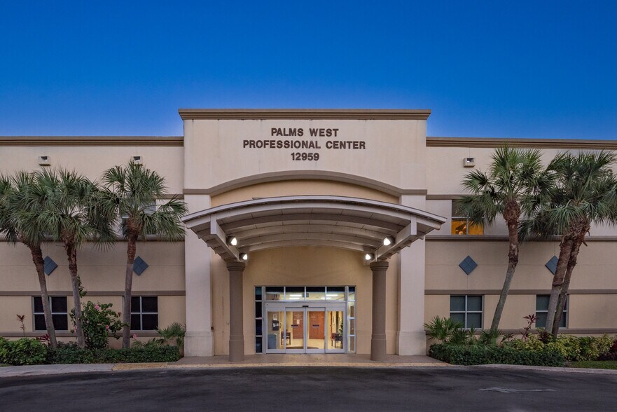 More Photos Of 12959 Palms West Dr, Loxahatchee Medical For Sale