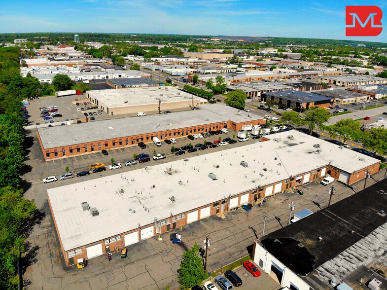 More Photos Of 195 Central Ave, Farmingdale Warehouse For Lease