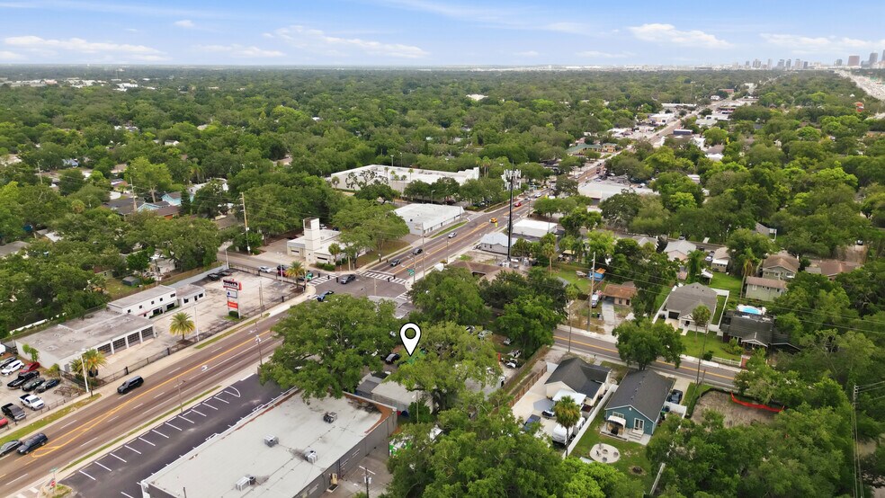 More Photos Of 6200 N Nebraska Ave, Tampa Auto Repair For Sale