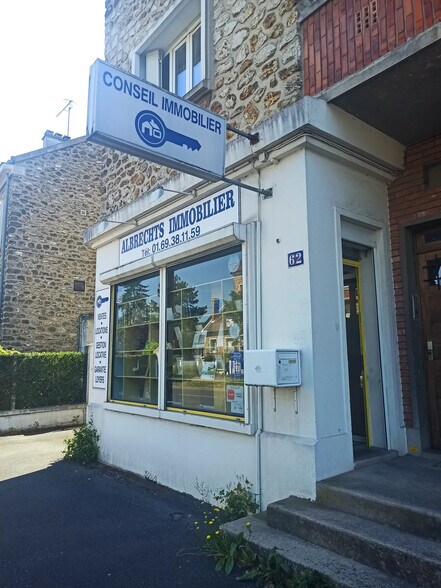 Primary Photo Of , Athis-Mons Flex For Lease