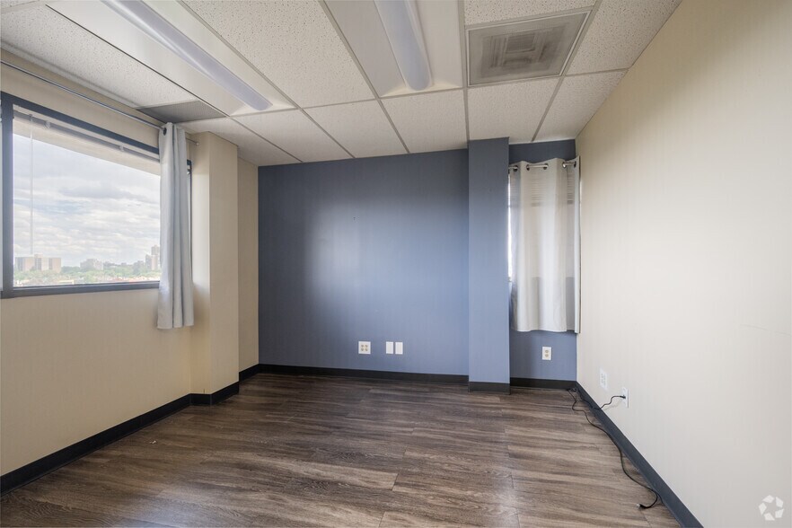 More Photos Of 1600 Downing St, Denver Office For Lease