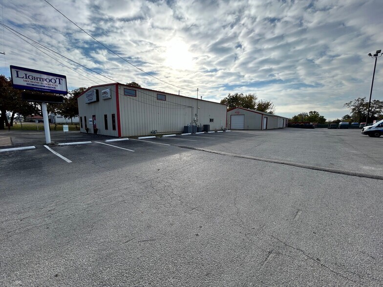 More Photos Of , Weatherford Unknown For Sale