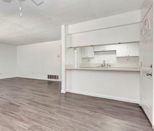 More Photos Of 1480 7th St, Riverside Apartments For Sale