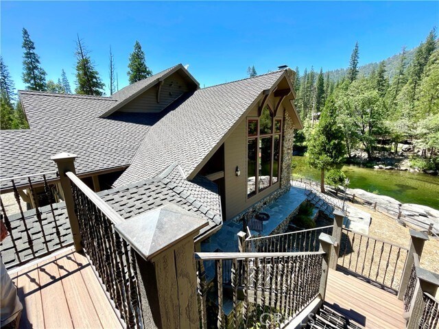 More Photos Of 7899 Forest dr, Wawona Multifamily For Sale