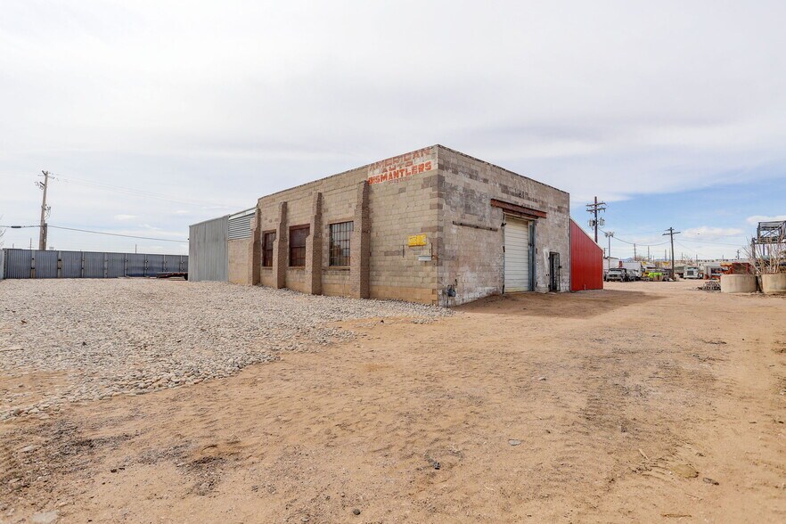 More Photos Of 5320 Cook St, Denver Warehouse For Lease