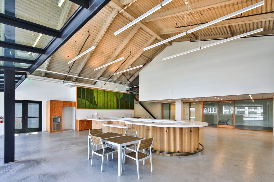 More Photos Of , Los Angeles Office For Sale