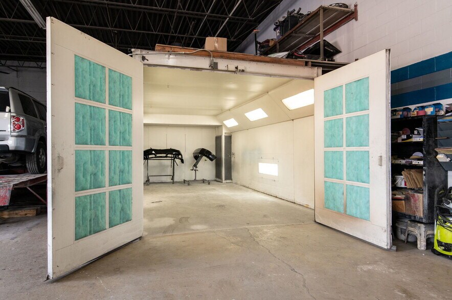 More Photos Of 7455 S Harlem Ave, Bridgeview Flex For Sale