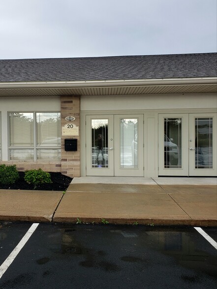 More Photos Of 31320 solon Rd, Solon Office For Sale