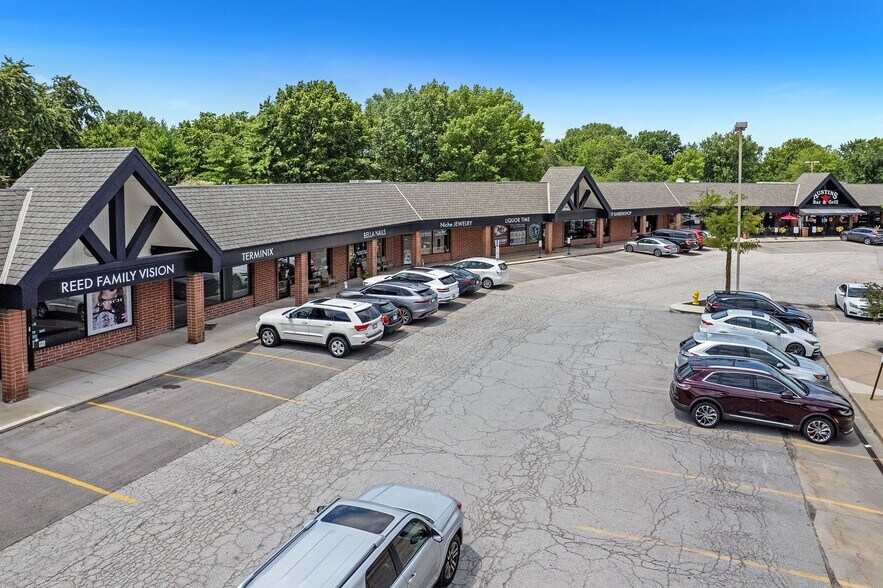 More Photos Of 2103-2149 E 151st St, Olathe Unknown For Lease