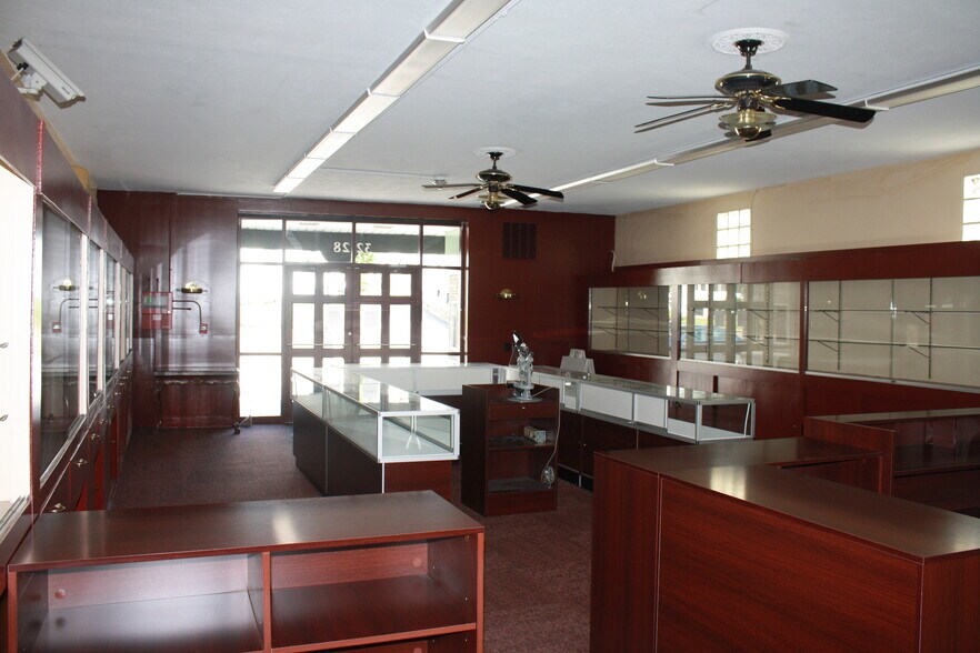 More Photos Of 3228 Post Rd, Warwick Freestanding For Lease