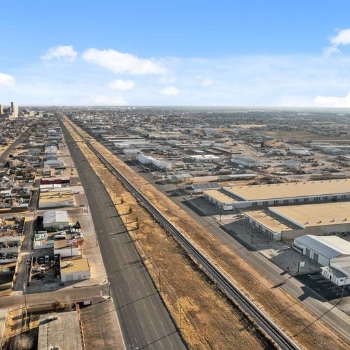 More Photos Of 2703 W Industrial Ave, Midland Warehouse For Lease