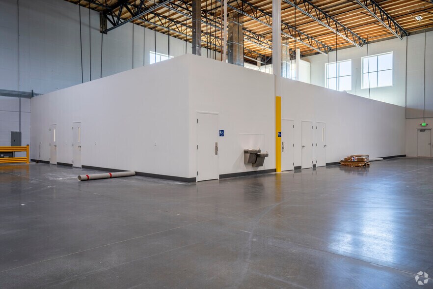 More Photos Of 8700 Boomtown Garson Rd, Verdi Warehouse For Lease