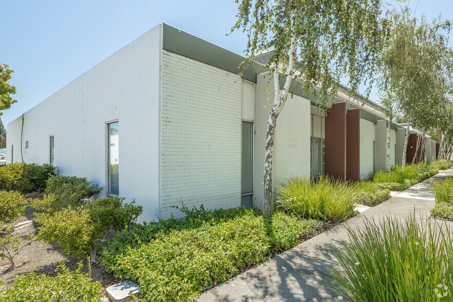 More Photos Of 1804 Tribute Rd, Sacramento Unknown For Lease