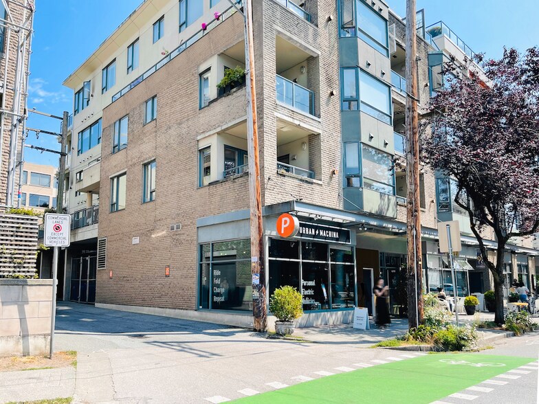 More Photos Of 1835 1st Ave W, Vancouver Apartments For Sale