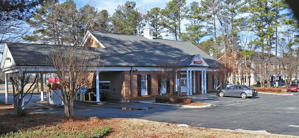 More Photos Of 2950 Union Rd, Gastonia Bank For Lease