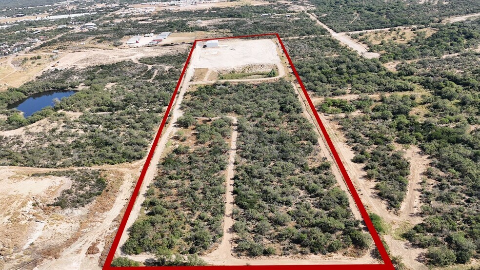 More Photos Of 311 Chicote Rd, Laredo Industrial For Sale