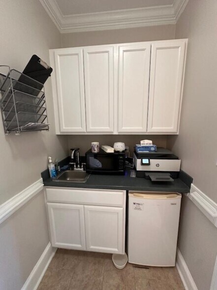 More Photos Of 172-182 Mine Lake Ct, Raleigh Office For Sale