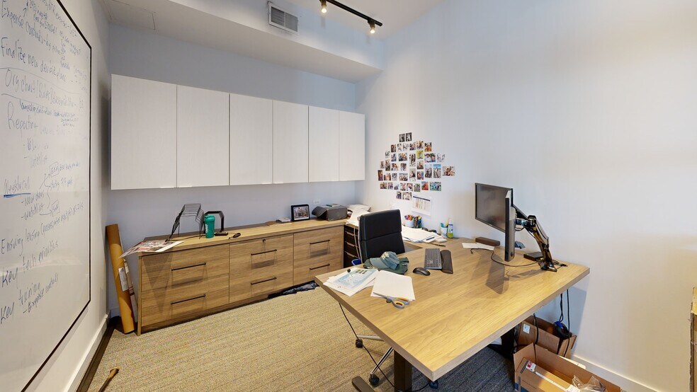 More Photos Of 1643 N Milwaukee Ave, Chicago Office For Lease
