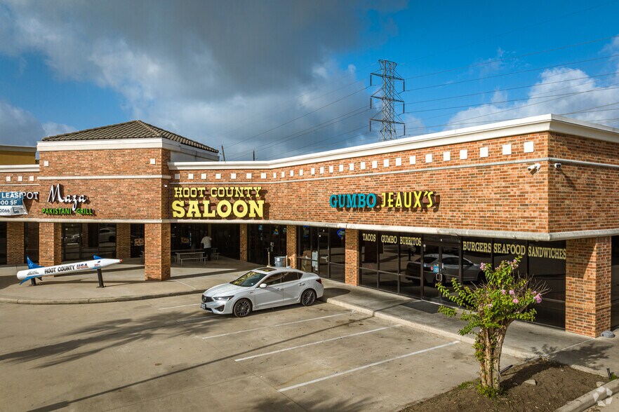 More Photos Of 15655 John F Kennedy Blvd, Houston Freestanding For Sale